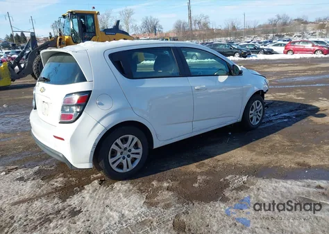 2019 Chevrolet Sonic Lt Auto из США, поврежденный, VIN 1G1JG6SB4K4133754